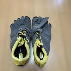 Vibram 五本指スニーカー EU39/US7-8 ブラック - メルカリ