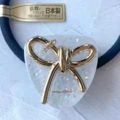 ゴールドリボン♡白 キラキラ ビジュー レジン ヘアゴム