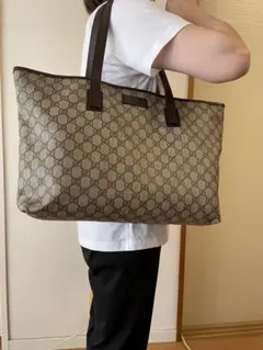 GUCCI グッチ GGスプリーム キャンバス トートバッグ ※大きめ ※軽い