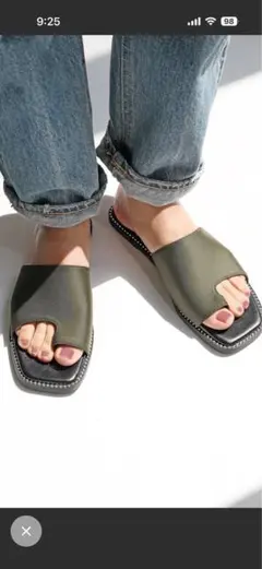 Riiikaトングサンダル カーキ スクエアトゥのサムネイル