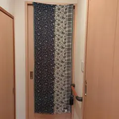 コムサデモード　布地　暖簾