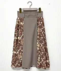 アクシーズファム　シャビーシックフラワー柄スカート　MULHOUSE