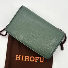 極美品✴︎ヒロフ　センプレ　二つ折り財布　かぶせ　フラップ　レザー　本革　エンボスのサムネイル