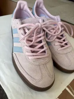 adidas ピンク ブルー スニーカー