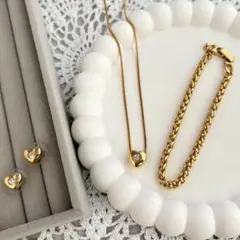 ゴールド アクセサリーまとめ売り 3点 ハート ネックレス ピアス ブレスレット