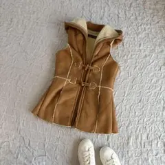 ムートンベスト ムートンコート