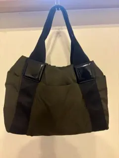 イア　パピヨネ　オリーブグリーン トートバッグ