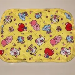 BT21 枕カバー イエロー キャラクター総柄