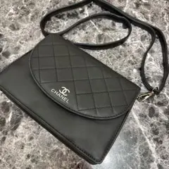 CHANEL ショルダーバッグ ブラック キルティング ノベルティ