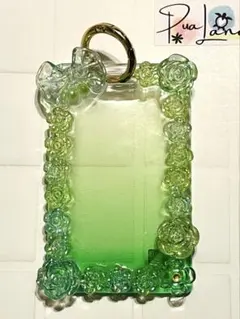 デコケースキーホルダー　硬化カードキーホルダー　みどり　グリーン