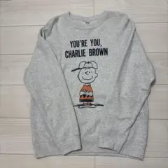 ユニクロ　ピーナッツ　スウェットシャツ