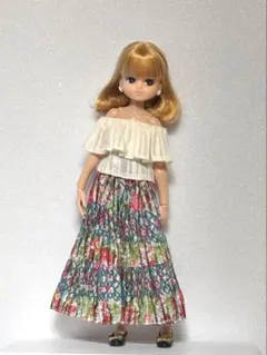 リカちゃんサイズ服　ハンドメイド　1のサムネイル