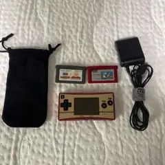 ニンテンドー ゲームボーイミクロ 20周年記念モデル ファミコンバージョン