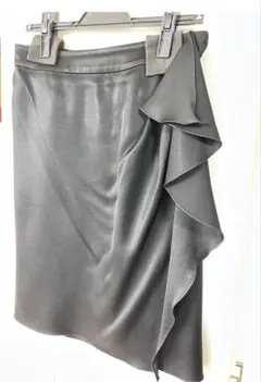 値下　EPOCA フリル付き 黒タイトスカート　サイズ40