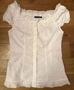 【新品】Brandy Melville 半袖フリルシャツ ホワイト