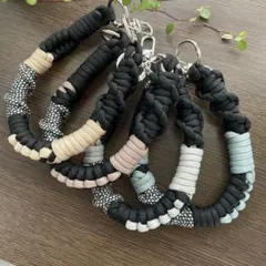 パラコード　スマホストラップ　ハンドメイド　4点セット