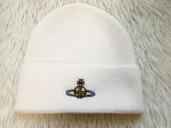 新品未使用　ヴィヴィアン　ウェストウッド　刺繍ロゴ　ニット　帽子　ホワイト