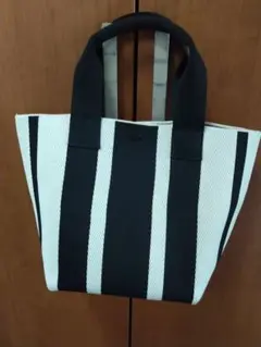 シューラルー トートバッグ