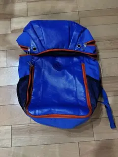 アディダス　リュック　サッカー