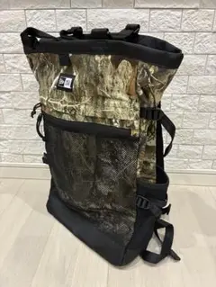 ★美品★ニューエラ エクスプローラートートバッグ 22L リアルツリーカモ