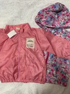 【新品】アンパンマン ハローキティ　ウインドブレーカー　100cmセット