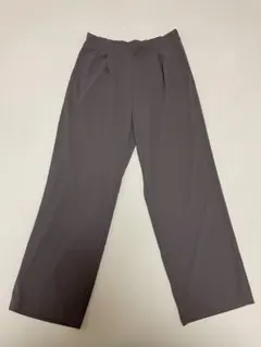 【ほぼ未使用】UNIQLO クレープジャージーストレートパンツ グレー Mサイズ
