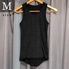 【フォロー割5%オフ❗️】タンクトップ　黒　ドット　水玉模様　ストレッチ素材