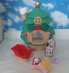 【美品!】シルバニアファミリー 赤ちゃんサンタのクリスマスツリーハウス小物セット