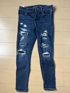 American Eagle スキニーデニム ダメージ加工のサムネイル