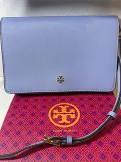 【極美品】 TORY BURCHショルダーバッグ　ライトブルー　レザーのサムネイル