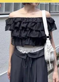 新品　ミスティック　フリルオフショルブラウス