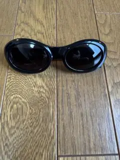 Gucci ブラック ラウンド サングラス