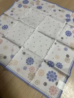 NINA RICCI フラワーパターン スカーフ