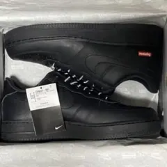 Supreme × Nike Air Force 1 Low black