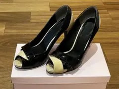 ダイアナ　オープントゥハイヒール 黒とベージュ