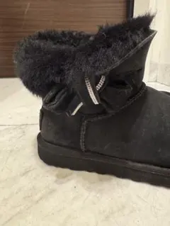 未使用★UGG ジャッキー スワロフスキー リボンブーツ24 UGG スワロフスキー リボン ムートンブーツ 黒 25cm - メルカリ