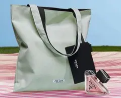 新品PRADAプラダ　リバーシブルトートバッグ&香水セット　ノベルティ　1点