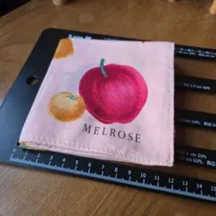 MELROSE ハンカチ フルーツ柄 ピンクのサムネイル