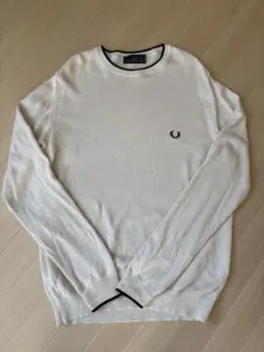 FRED PERRY ホワイト クルーネックセーター