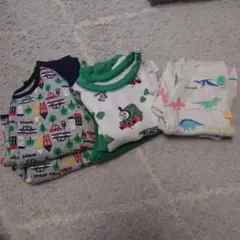 ベビーパジャマ 街並み・恐竜デザイン 3点まとめ売り　80cm