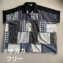 黒メガネ様専用　チチカカ　タイルパッチワークシャツ　フリーのサムネイル