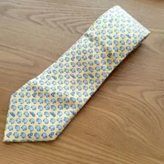 HERMES エルメス ヒツジと牧羊犬柄 イエロー ネクタイ シルク100%