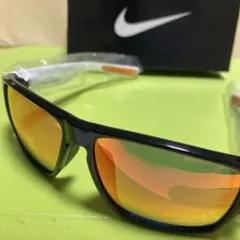 【新品‼️】NIKE MOJO スポーツサングラスのサムネイル