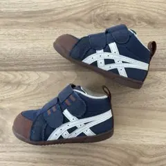 アシックス スクスク アミュレファースト 13.5㎝