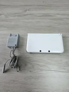 Nintendo3DS LL　充電器付き
