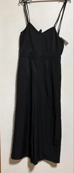 しまむら♡未使用タグ付き 黒 Wストラップサロペット