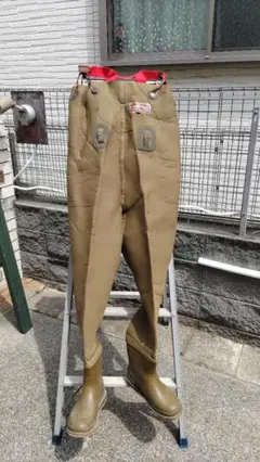 Item thumbnail for item 69b02081-8339-482b-8eea-57a4a0ad569d