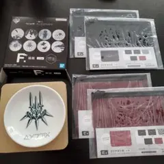 ニーアオートマタ　絵皿　クリアポーチ　５点