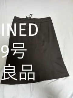 【良品】INED ブラック　フレアスカート