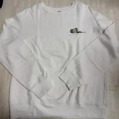 ユニクロ トレーナー カウズ